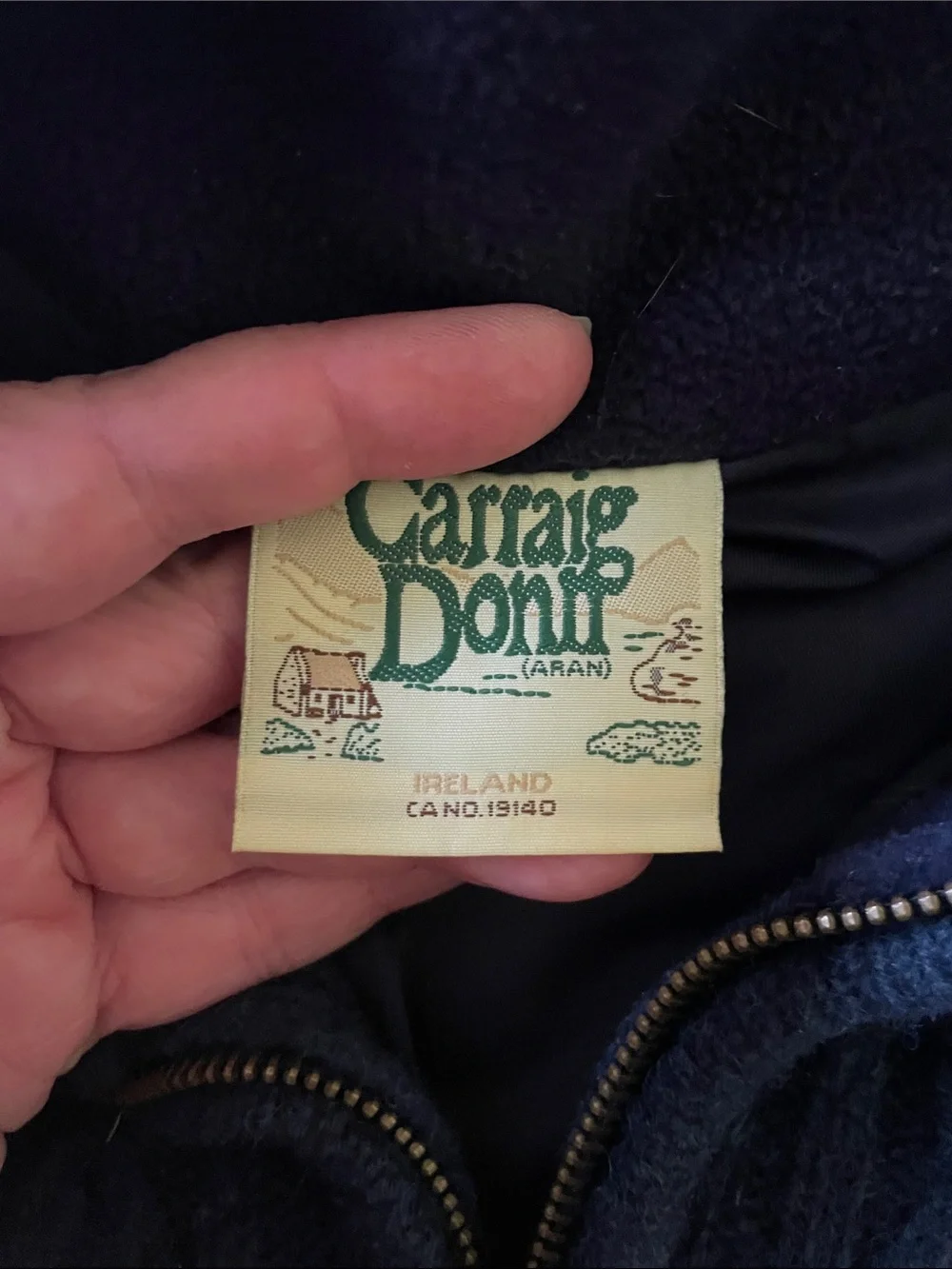 Carraig Donn 100% shetland